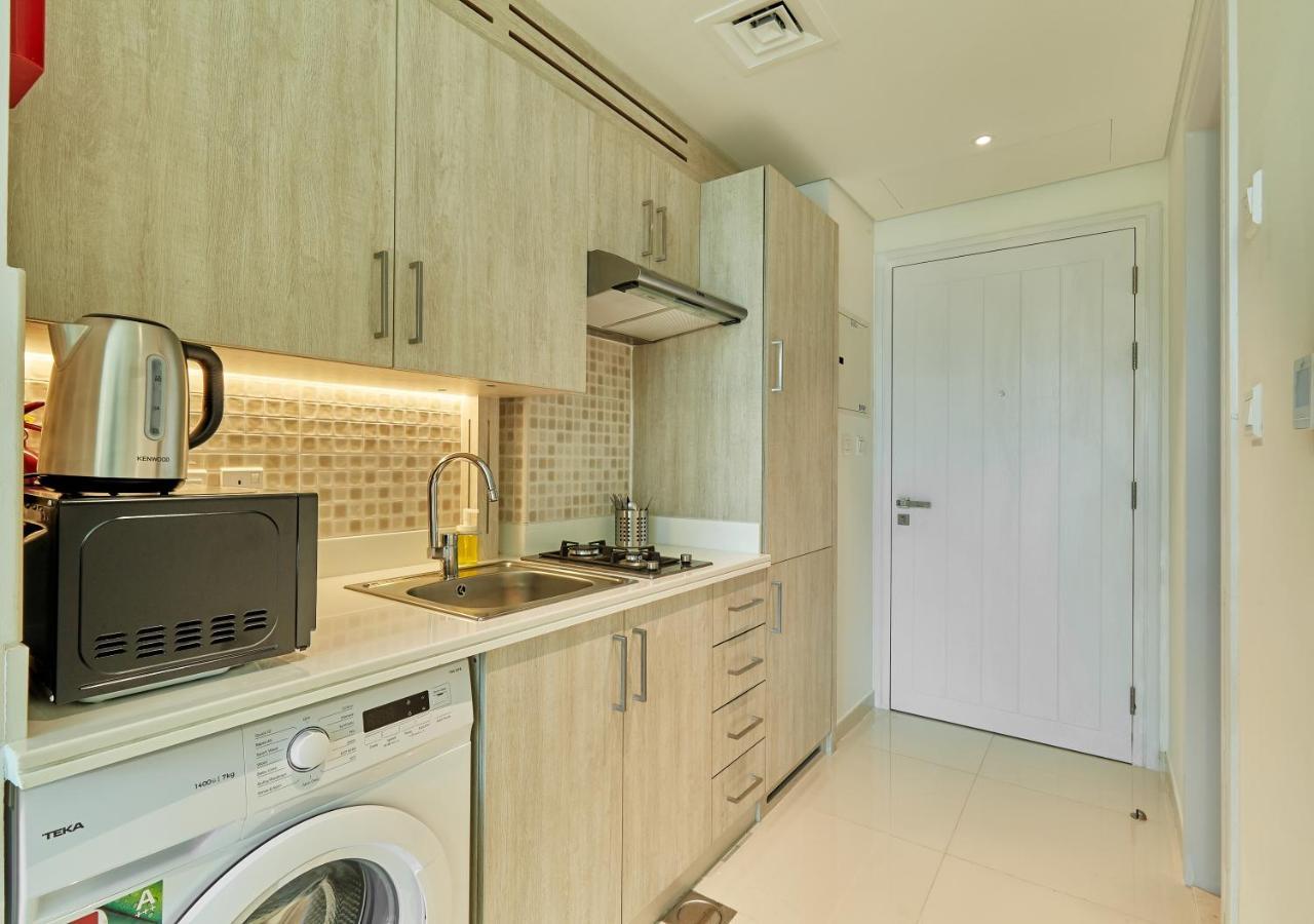 First Class Apartments In Seven Palm With Direct Access To The West Palm Beach And Nakheel Mall Dubai Exterior photo